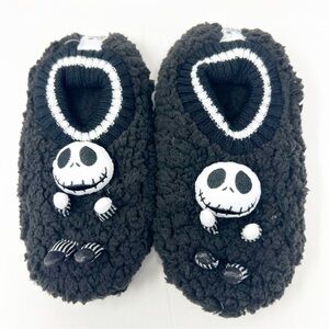 DISNEY BLACK FLEECE NIGHTMARE BEFORE CHRISTMAS SLIP ON SLIPPERS ONE SIZE NWOT